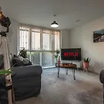 Oscar Wilde Apartment